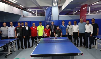 Samsunlu milli sporculara Vali Tavlı'dan moral