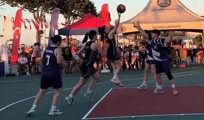 Samsunlu basketbolculardan Türkiye üçüncülüğü