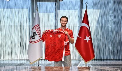 Elliot Watt imzayı attı! Samsunspor taraftarına dikkat çeken mesaj