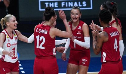 Sultanlar Almanya’yı devirdi, yarı finale çıktı