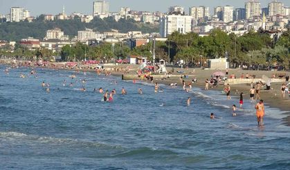 Samsun Valiliği'nden denize girmeyin uyarısı! Dalgalar 2 metreyi bulacak