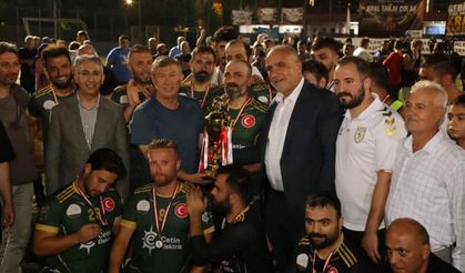 Canik'te kupa sahibini buldu! Şampiyon Üçpınar