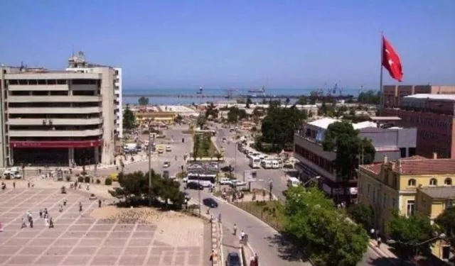 İlkadım’da şehrin kalbi: Cumhuriyet Meydanı ve alışveriş
