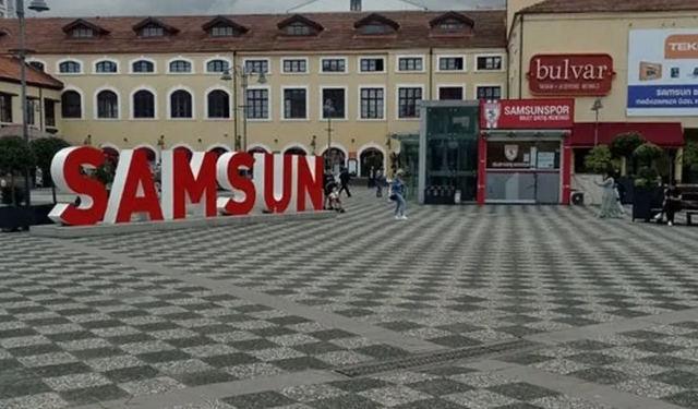 İlkadım Gezi Rehberi: Tarihi Noktalar, Meydanlar ve Şehir Kültürünün İzleri