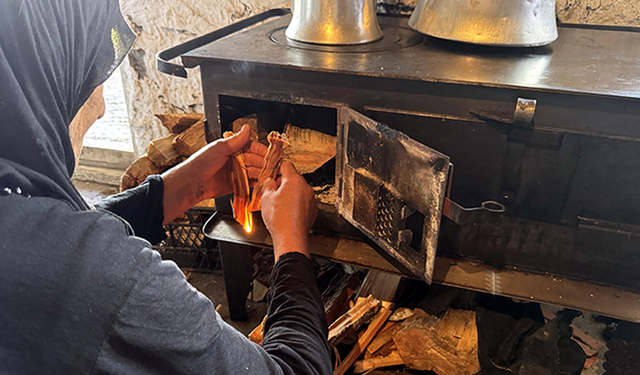 Asarcık Yaylalarında Kışın İzleri: Odun, Kar ve Sıcak Sobanın Hikâyesi