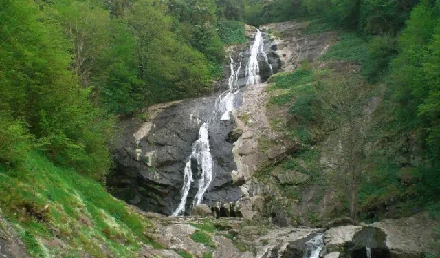 Salıpazarı Şelaleleri ve Köy Yaşamı