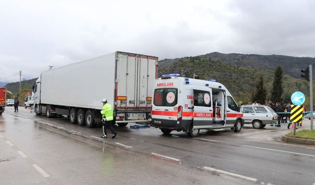 Amasya-Samsun kara yolunda yürek yakan kaza!