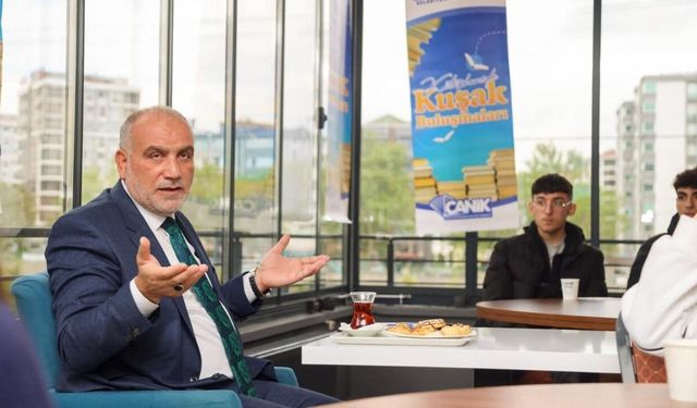 Canik Halk Kütüphanesi öğrencilerin buluşma noktası oldu