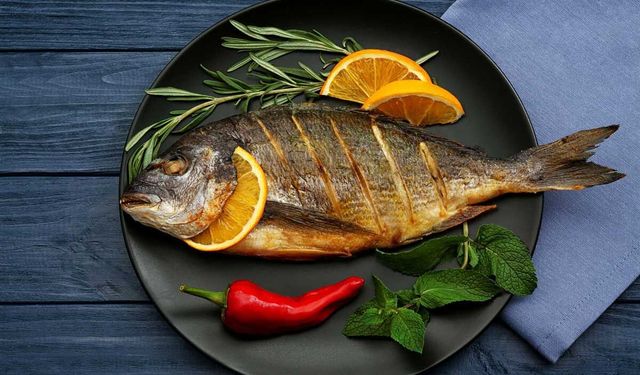 Ayvacık’ta Göl Kenarında Yöresel Sofralar
