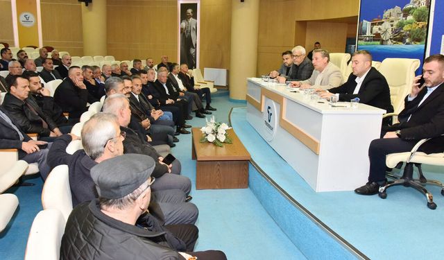 Tekkeköy Belediye Başkanı Mustafa Candal muhtarlarla buluştu