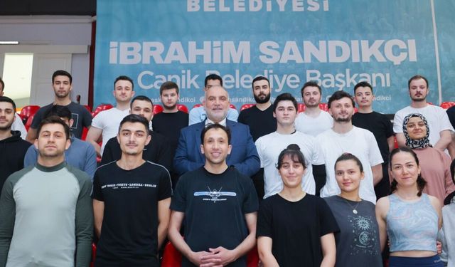 Canik Belediyesi’nden gençlere büyük destek
