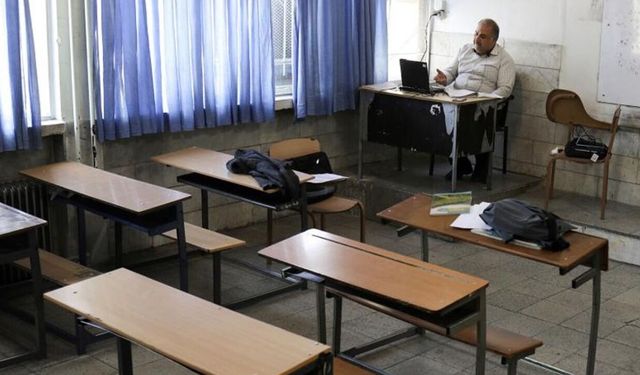İran'da ülke genelindeki tüm okullarda uzaktan eğitime geçildi