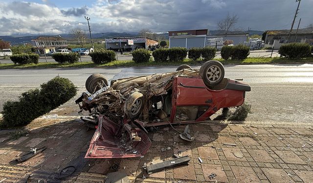 Kontrolden çıktı, devrildi! Samsun’da korkutan kaza