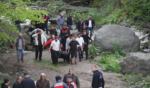 Samsun Kabaceviz Şelalesi'nde piknik keyfi faciaya döndü! 1 ölü