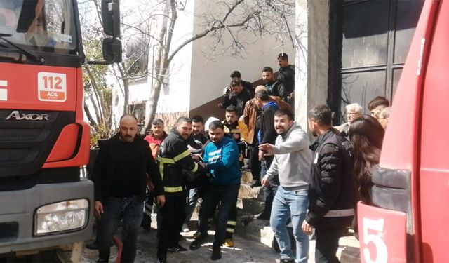 Tokat'ta alevlerin ortasına daldı! Yardım etmek isterken canından oluyordu