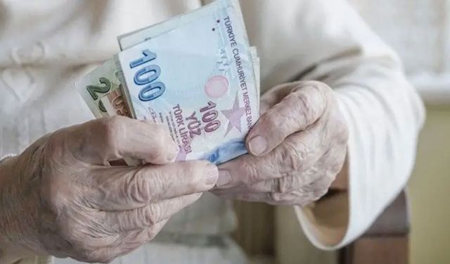 Emekli bayram ikramiyesi ne zaman yatacak, tarihler neler?