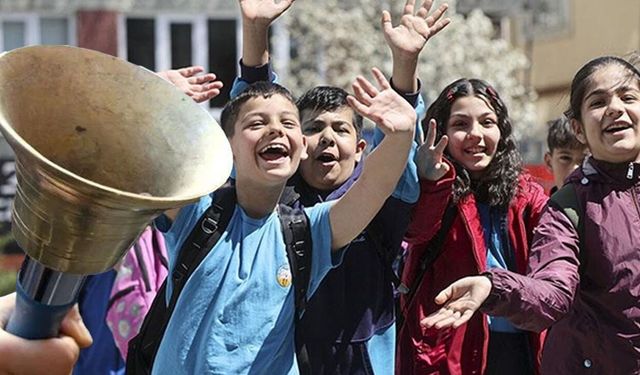 Eğitim takvimi değişiyor! Yaz tatili uzayacak