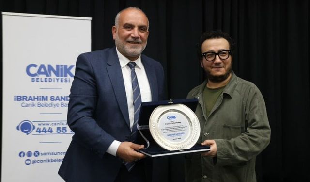Oytun Erbaş Samsun’da sevenleriyle buluştu