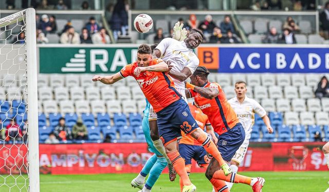 Rövanş zamanı: Samsunspor İstanbul’da sahaya çıkıyor! Rakip Başakşehir FK