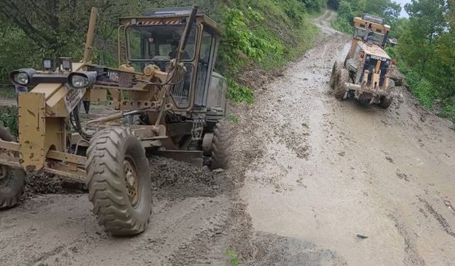 Samsun'da yağmur sonrası seferberlik!
