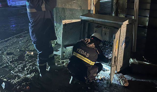 Sel sonrası Havza’da enerji için yoğun çalışma