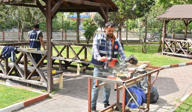 Tekkeköy’de park ve sosyal alanlarda bakım çalışması