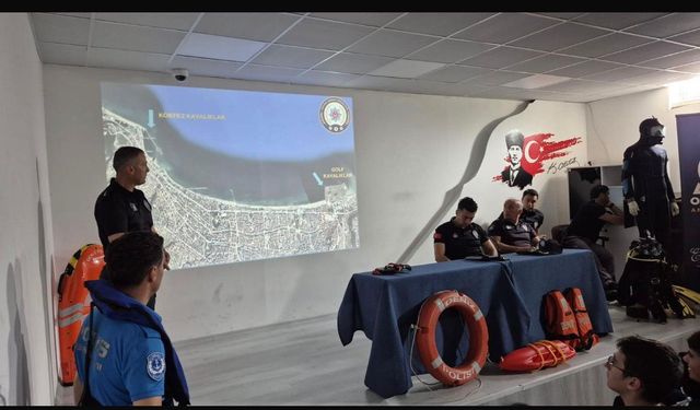 Samsun polisi gençleri tehlikelere karşı bilgilendirdi