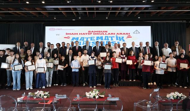 Samsun'da imam hatipli öğrenciler matematikte yarıştı