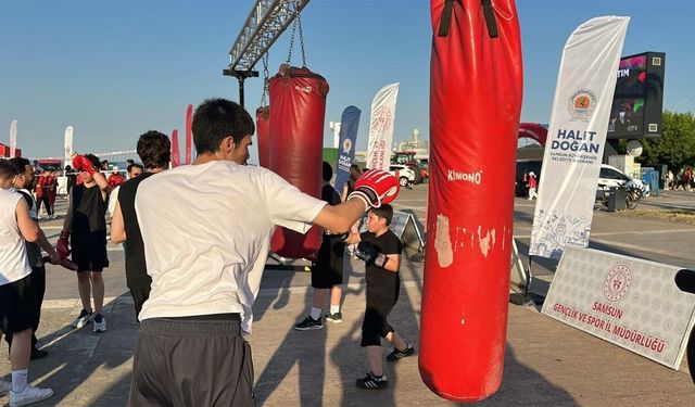 Samsun'da Yaz Spor Okulları coşkuyla açıldı