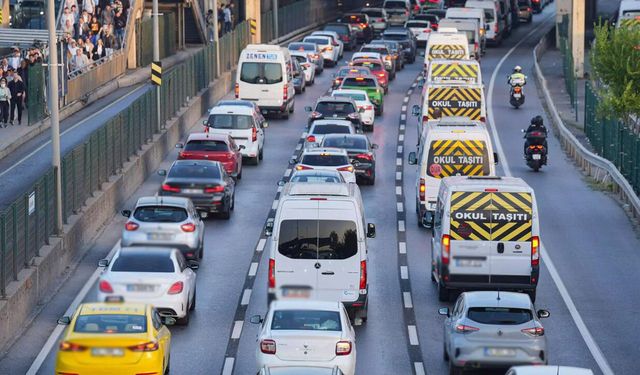 Araç sahiplerini sevindirecek karar! Resmi Gazete'de yayımlandı