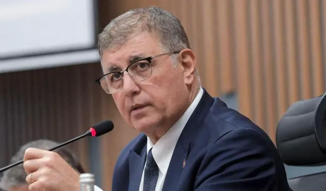 Cemil Tugay, CHP'den istifa etti