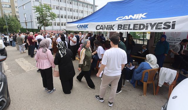 Öğrenciler sınavdaydı, Canik Belediyesi sahadaydı