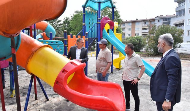 Tekkeköy'de Sıtkı Ünal Yücel Parkı'nda yenileme çalışması