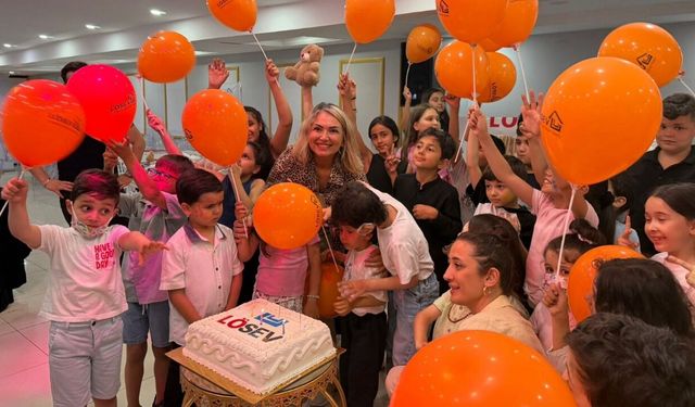 LÖSEV Samsun'da çocuklar karne sevincini birlikte yaşadı