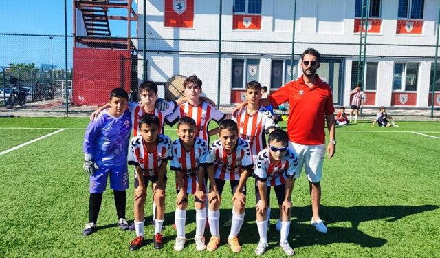 Derebahçespor U12 finalde! Rakip Samsunspor