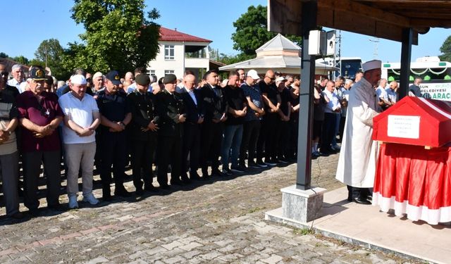 Samsun'da Kıbrıs gazisi Hasan Yanal son yolculuğuna uğurlandı