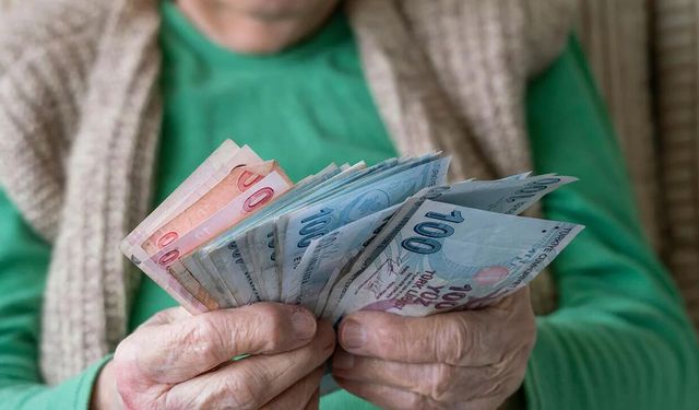 Kabine'den en düşük emekli maaşıyla ilgili heyecanlandıran mesaj