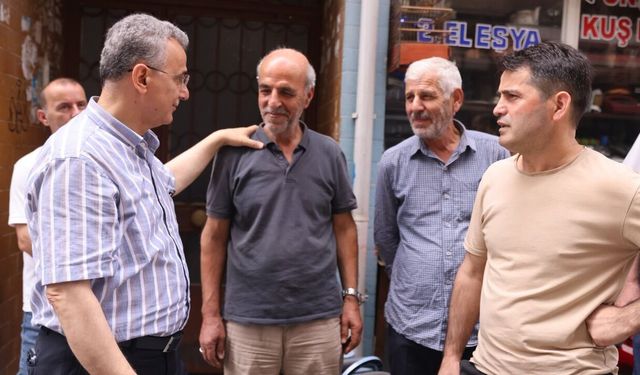 İlkadım Belediye Başkanı İhsan Kurnaz esnafın nabzını tuttu