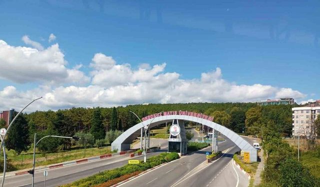Tramvay, otobüs, minibüs... OMÜ'ye en kolay nasıl gidilir?