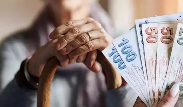 Resmi Gazete'de yayımlandı! Emeklilere zam resmileşti