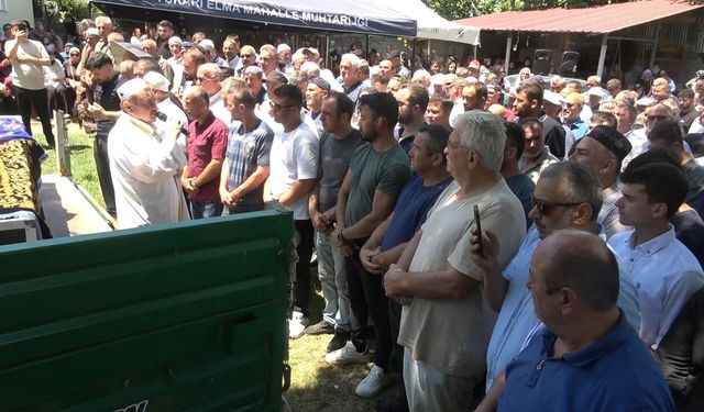 Samsun'da feci kaza! Hüseyin ve Gönül Bulut çifti son yolculuğuna uğurlandı