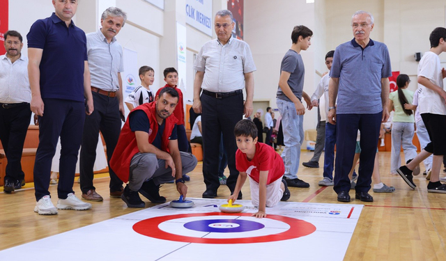 Başkan İhsan Kurnaz yaz Kur’an kursu öğrencileriyle buluştu