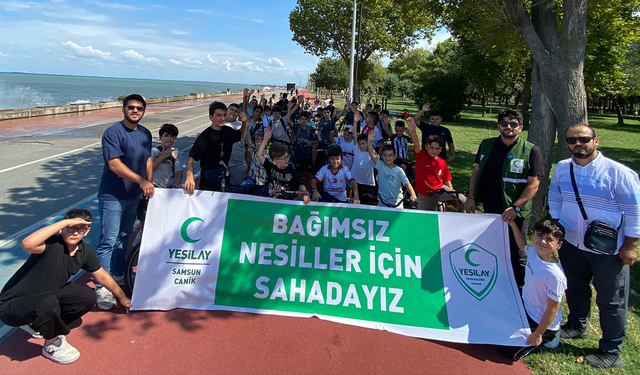 Canik’te gençler bağımsızlık için pedalladı!