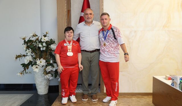 Canikli milli sporculara gurur karşılaması