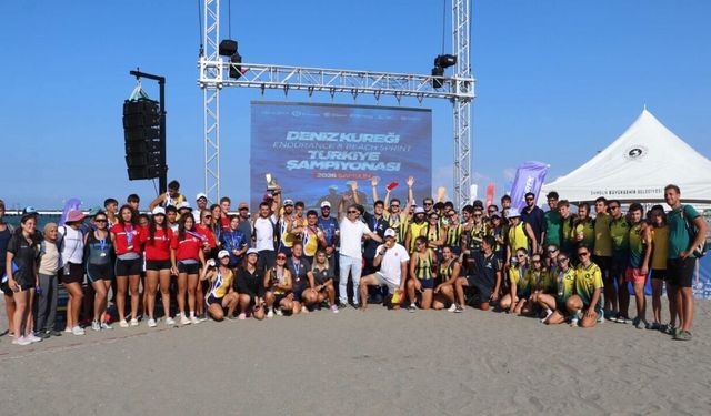 Samsun'da kürek heyecanı sona erdi! Kupalar sahiplerini buldu