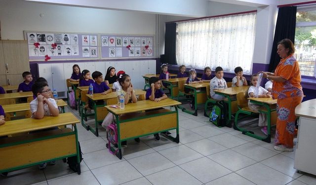 Samsun’da okul zili minikler için çaldı! 17 bin öğrenci ders başı yaptı