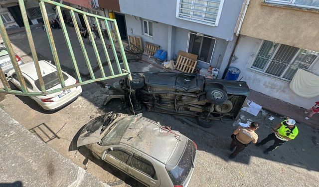 Samsun'da feci kaza! 5 metreden aşağı uçtu
