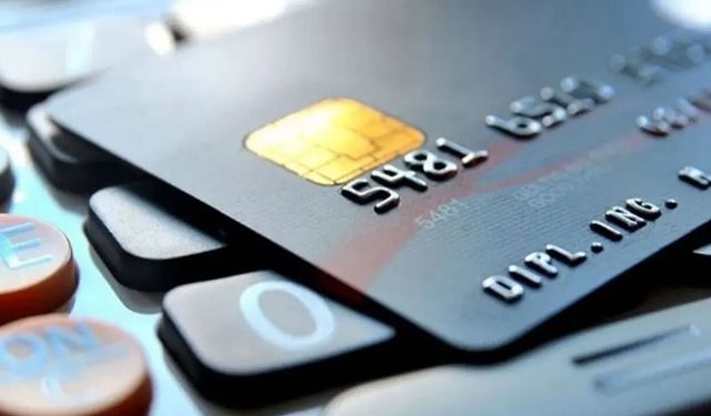 Bankalar düğmeye bastı! Kredi kartlarında yeni dönem