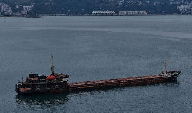 Karadeniz'de savaşın izleri! O gemi dikkat çekti