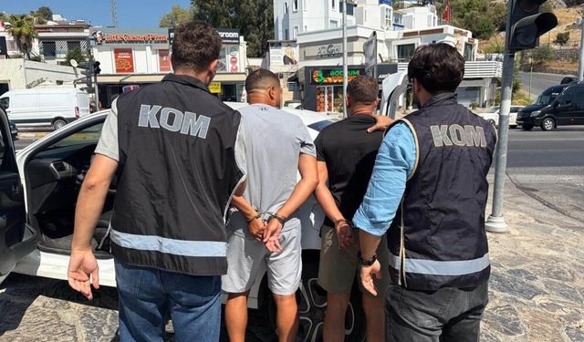 Kırmızı bültenle aranan şüphelinin sahte kimliğinde Samsun detayı